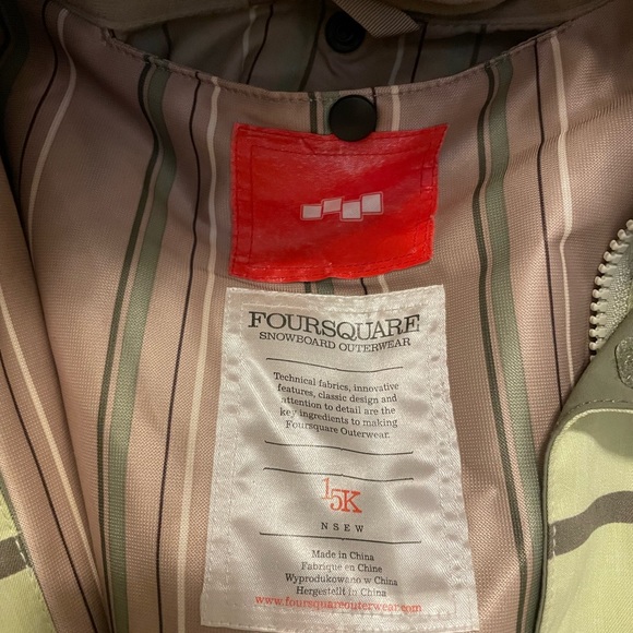 Foursquare striped mens snowboard jacket- Large - Picture 5 of 5